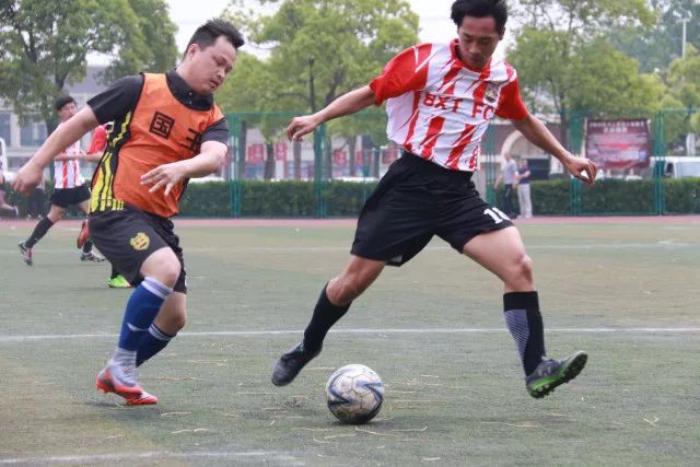 雷迪克强调竞争原则：未达要求者将不会登场